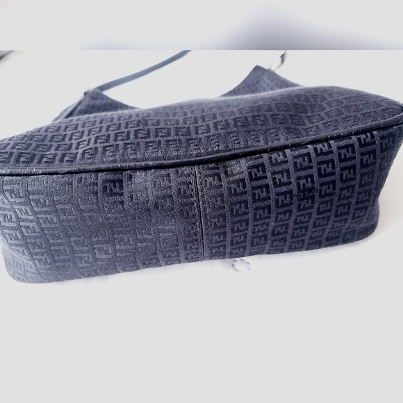 Fendi Zucchino shoulder bag - Picture 6 of 10